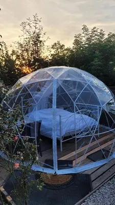 Ein Garten an der Unterkunft Fichtel-Bubble gegen Aufpreis mit Hot Tub und Sauna