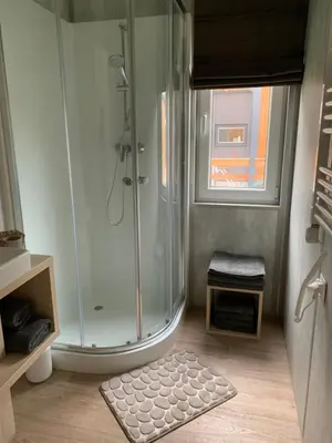 Ein Badezimmer in der Unterkunft Mobilheim Murnersee Haus 5