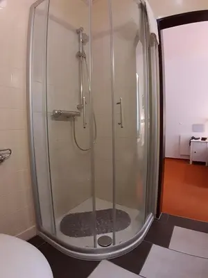Ein Badezimmer in der Unterkunft Hotel Promenade
