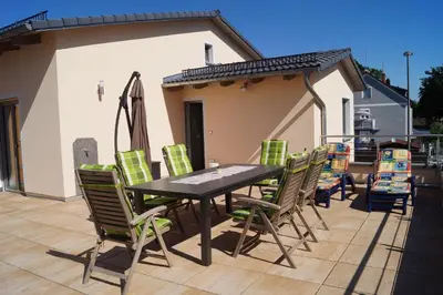 Das Gebäude in dem sich die Ferienwohnung befindet