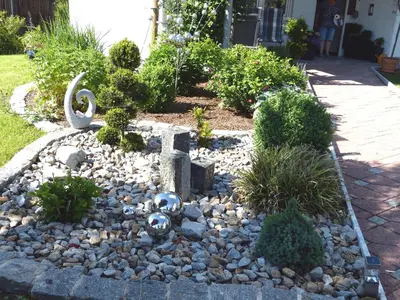 Ein Garten an der Unterkunft Ferienwohnung Kürmreuth