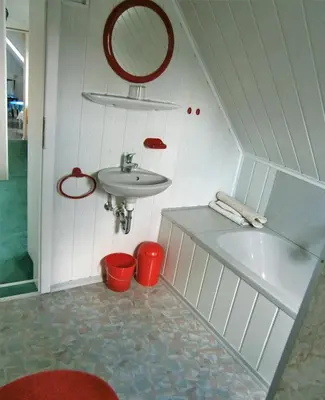 Ein Badezimmer in der Unterkunft Pension Central