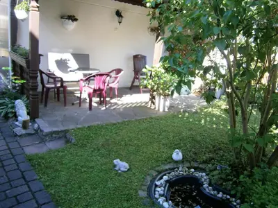 Ein Garten an der Unterkunft Ferienwohnung Central Bad Steben