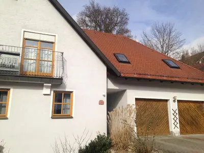 Das Gebäude in dem sich die Ferienwohnung befindet