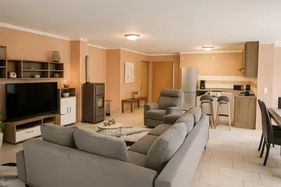 Küche/Küchenzeile in der Unterkunft SUNNYHOME Ferienwohnung am Brückelsee