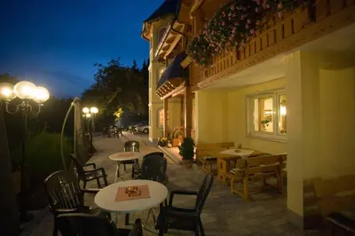 Ein Balkon oder eine Terrasse in der Unterkunft Waldgasthof Lorchenmühle UG
