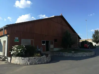 Das Gebäude in dem sich die Ferienwohnung befindet