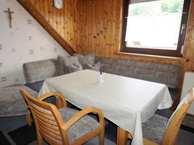 Ein Sitzbereich in der Unterkunft Haus Burgblick