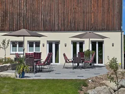 Ein Garten an der Unterkunft Landurlaub Wittmann