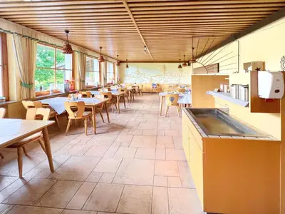 Ein Restaurant oder anderes Speiselokal in der Unterkunft WAGNERS Hotel im Fichtelgebirge