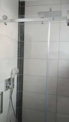Ein Badezimmer in der Unterkunft Haus Brückelsee