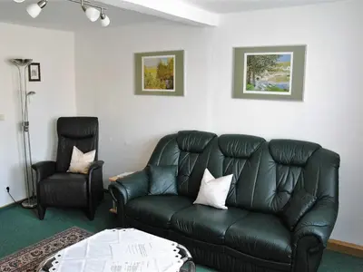Ein Sitzbereich in der Unterkunft Ferienwohnung Haus Wagnershöhe
