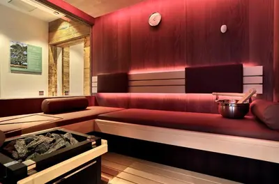 Ein Sitzbereich in der Unterkunft Zedernhof Gesundheits- & Wellnesshotel