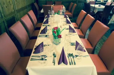 Ein Restaurant oder anderes Speiselokal in der Unterkunft Ratsstube Pegnitz