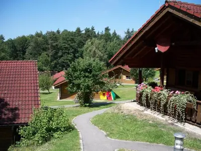 Ein Garten an der Unterkunft Blockhaus Hedwig Haus 10