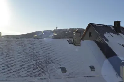 Ein allgemeiner Bergblick oder ein Berglick von der Ferienwohnung aus