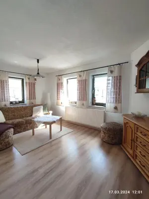 Ein Sitzbereich in der Unterkunft Ferienhaus Schreinert-Zart