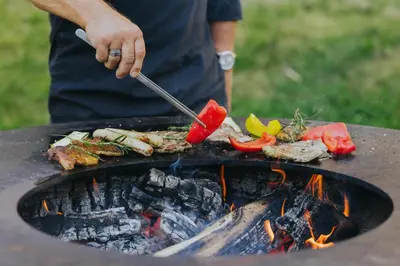Ein für Gäste verfügbarer Grill in der Pension