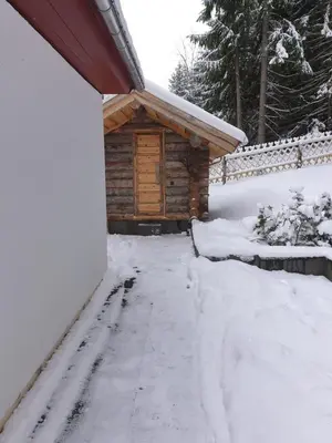 Erzgebirgsidyll Breitenbrunn - Waldhaus im Winter