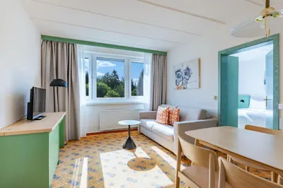 Ein Sitzbereich in der Unterkunft IFA Schöneck Hotel & Ferienpark