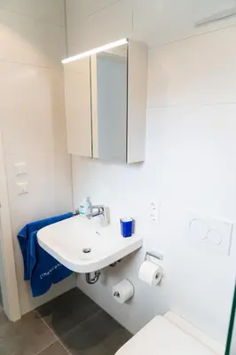 Ein Badezimmer in der Unterkunft AMBERG APART - Apartment B - Wohnraum auf Zeit