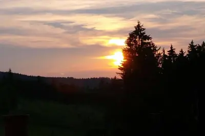 Blick auf den Sonnenuntergang/Sonnenaufgang von des Ferienhauses aus oder aus der Nähe