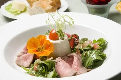 Essen im Hotel oder in der Nähe