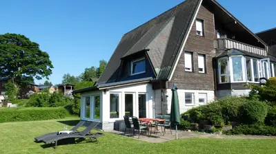 Ein Garten an der Unterkunft Domizil Aschbergblick