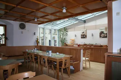 Ein Restaurant oder anderes Speiselokal in der Unterkunft Hotel Gasthof Hereth