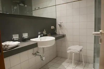 Ein Badezimmer in der Unterkunft Hotel Gasthof Hereth