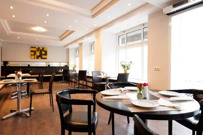 Ein Sitzbereich in der Unterkunft Hotel Bayerischer Hof