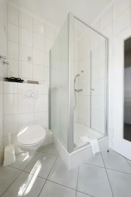 Ein Badezimmer in der Unterkunft Hotel Bayerischer Hof