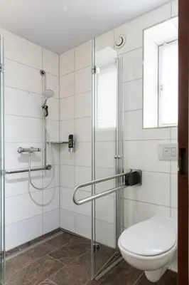 Ein Badezimmer in der Unterkunft Hotel An der Eiche