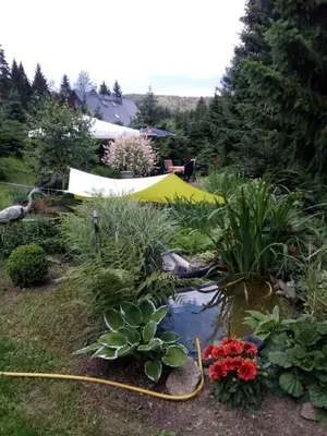 Ein Garten an der Unterkunft Ferienwohnung Rogowski