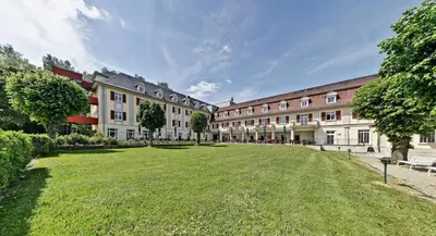 Ein Garten an der Unterkunft Santé Royale Hotel- & Gesundheitsresort Bad Brambach