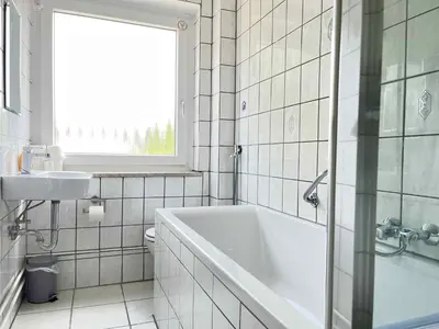 Ein Badezimmer in der Unterkunft SAD150 - Moderne Monteurwohnungen in Schwandorf mit Balkon