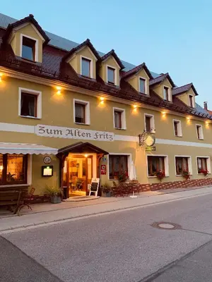 Das Gebäude in dem sich das Gasthaus befindet