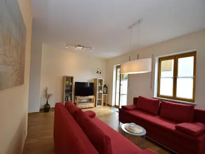 TV/Unterhaltungsangebot in der Unterkunft Apartment in Tannesberg mit Balkon