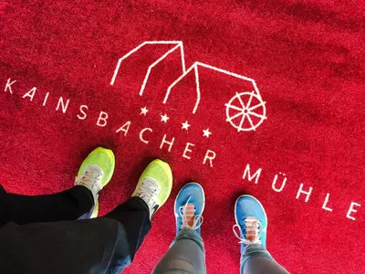 Ein Zertifikat, Auszeichnung, Logo oder anderes Dokument, das in der Unterkunft Hotel Kainsbacher Mühle ausgestellt ist