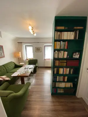 Die Bibliothek in der Ferienwohnung