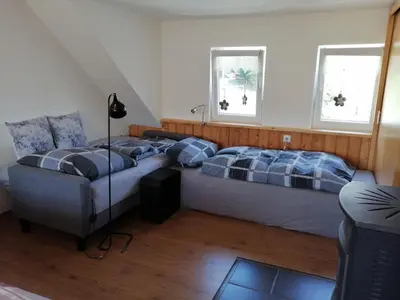 Ein Sitzbereich in der Unterkunft Ferienhaus Deko-Scheune