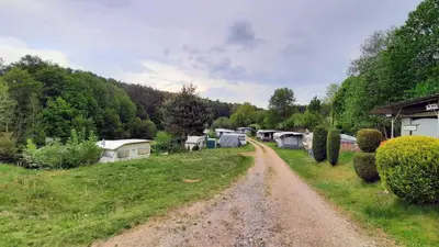 Naturlandschaft in der Nähe des Campingplatzes