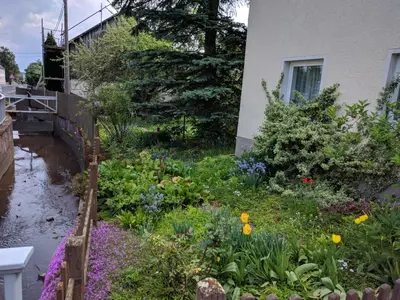 Ein Garten an der Unterkunft Ferienhaus Johanna & Ferienwohnung Thum