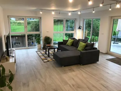 Ein Sitzbereich in der Unterkunft Ferienwohnung „Frosch“