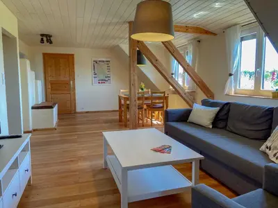 Ein Sitzbereich in der Unterkunft Ferienwohnung Wölfel