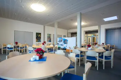 Ein Restaurant oder anderes Speiselokal in der Unterkunft Sportpark Rabenberg