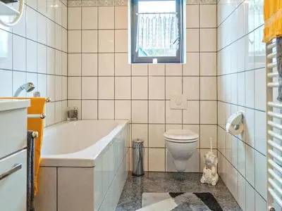 Ein Badezimmer in der Unterkunft Charmante Dachgeschoss Ferienwohnung im Erzgebirge