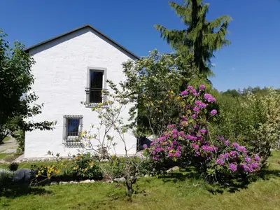 Ein Garten an der Unterkunft Fahrenbach-Alm