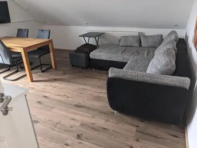 Ein Sitzbereich in der Unterkunft Ferienwohnung Lang