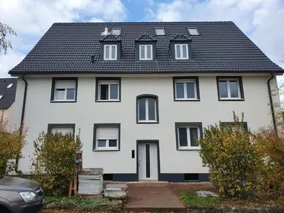Das Gebäude in dem sich die Ferienwohnung befindet